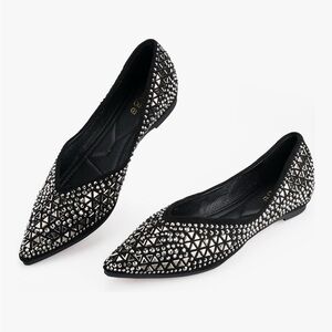 EUC Elegant Black Studded Flats